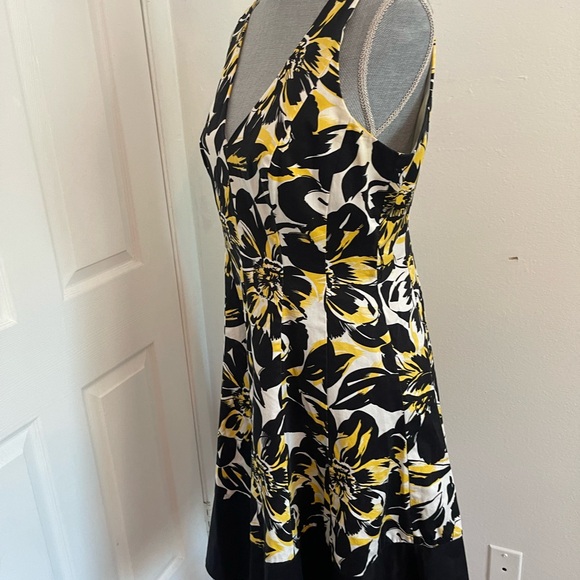 Nine West Fit&Flare Dress - Picture 4 of 16